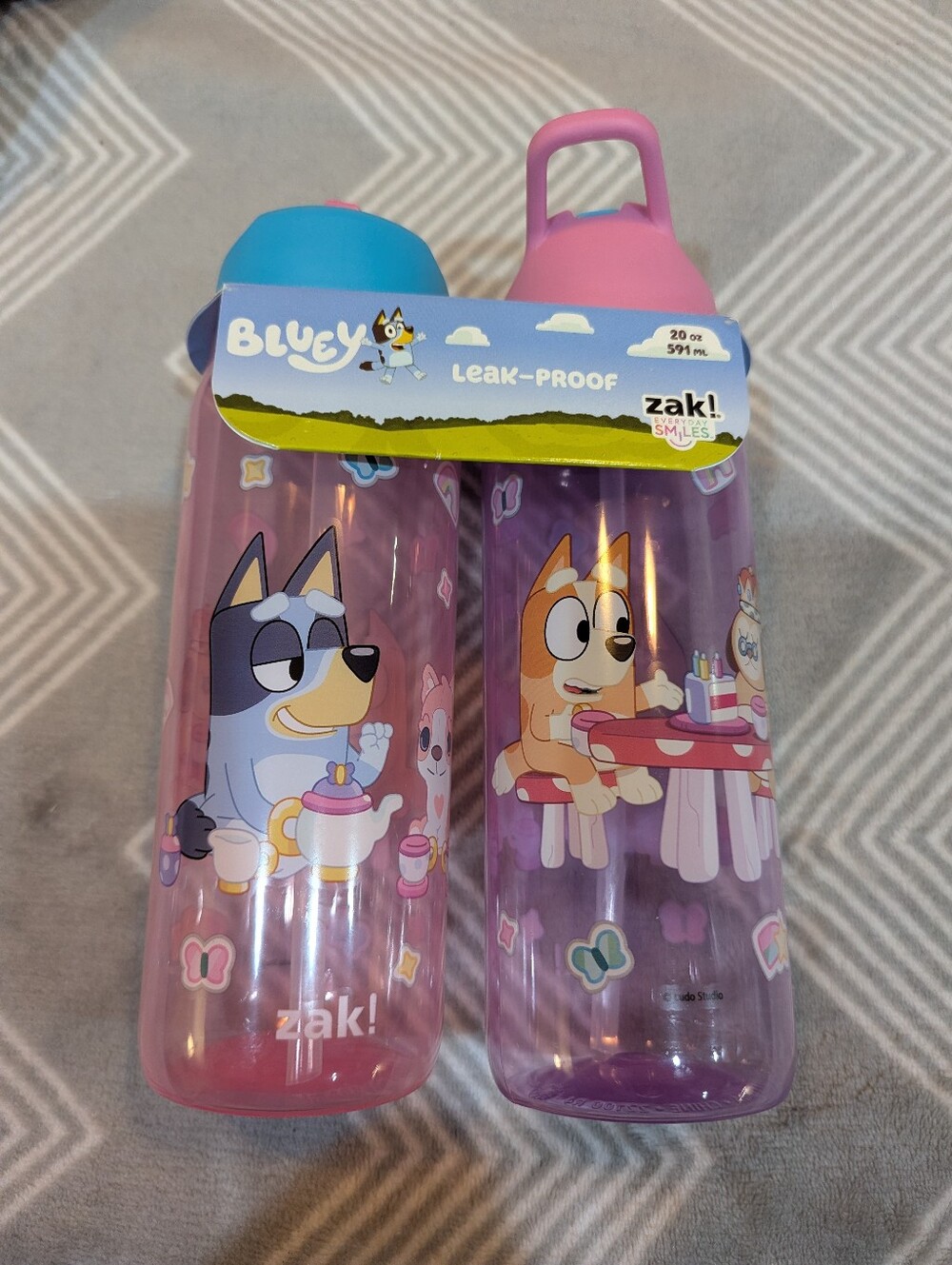 4 for 25🔥 NEW Zak Bluey Water Bottles (2)